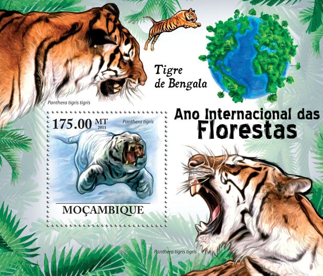 Bengal Tigers, (Panthera tigris tigris). - Issue of Mozambique postage Stamps