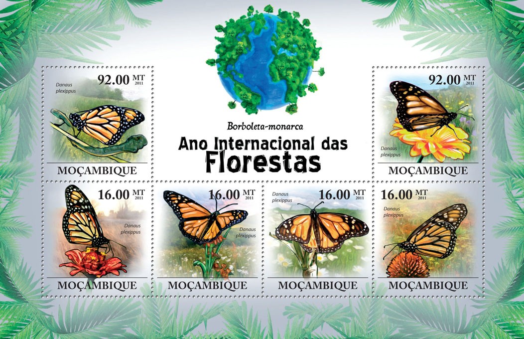 Monarch Butterflies, (Danus plexippus). - Issue of Mozambique postage Stamps