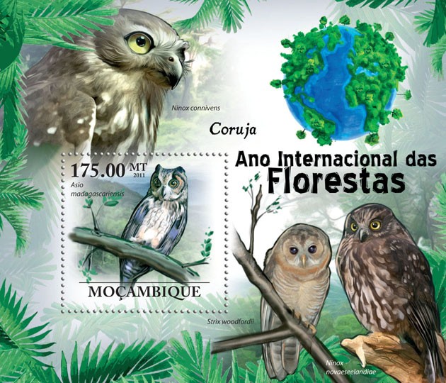Owls, (Asio madagascariensis). - Issue of Mozambique postage Stamps