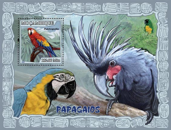 PARROTS s/s - Issue of Mozambique postage Stamps